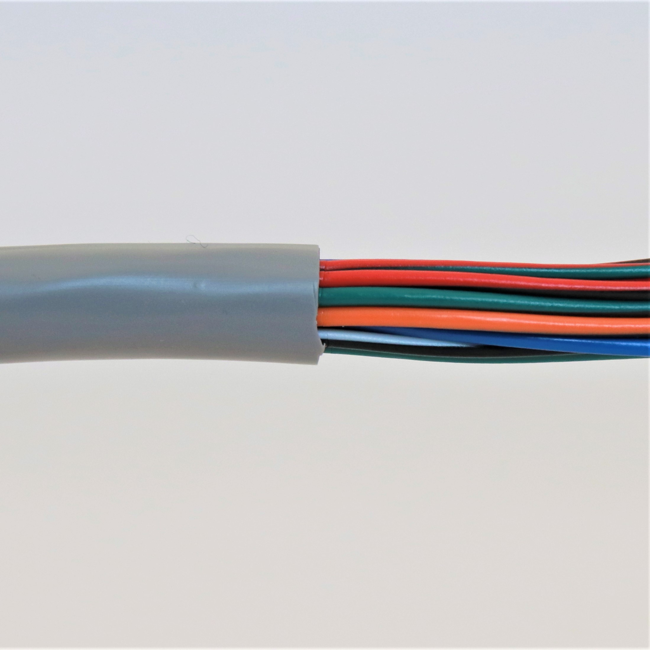 UL 2464 AWM, 22 AWG, Multi-conductor Electronic Cable, 20 Conductors, Unshielded, Gray